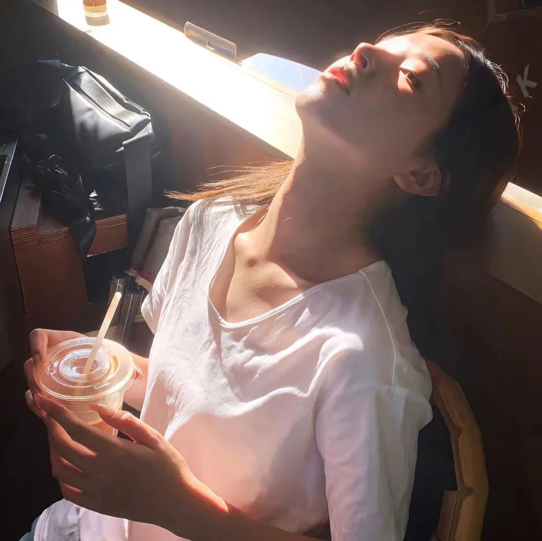 婚礼现场:姐姐飒翻全场